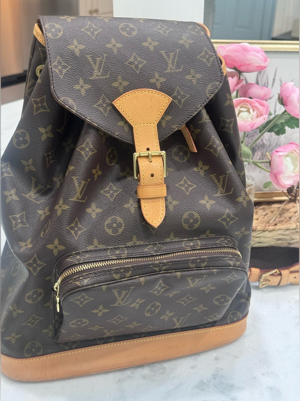Louis Vuitton Monogram Montsouris GM Backpack in GUC
